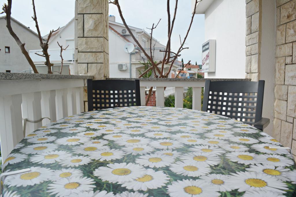 Apartamento Suz-Ana Trogir Exterior foto